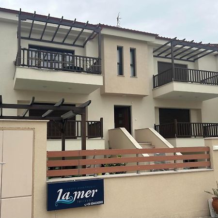 La Mer Luxury Apartments 伊里斯斯 外观 照片