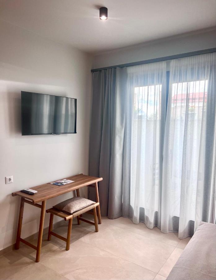 La Mer Luxury Apartments 伊里斯斯 外观 照片