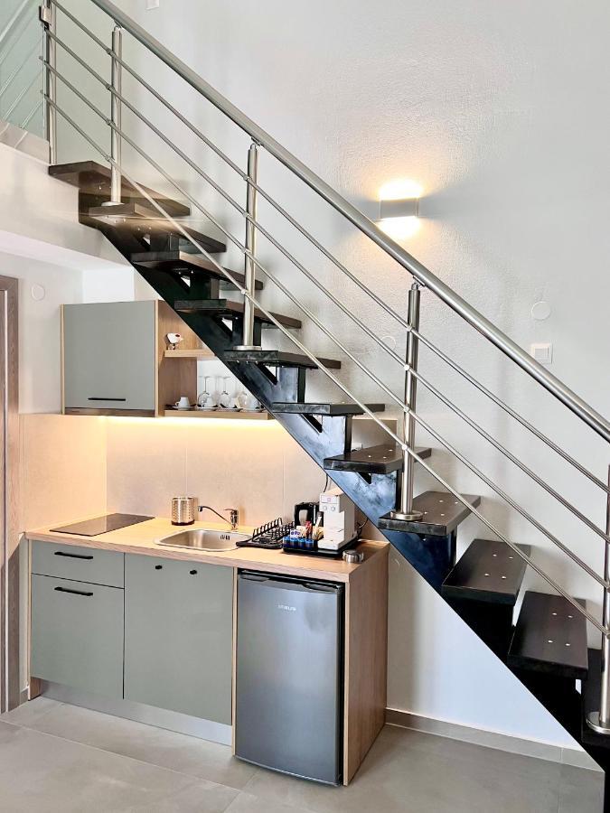 La Mer Luxury Apartments 伊里斯斯 外观 照片