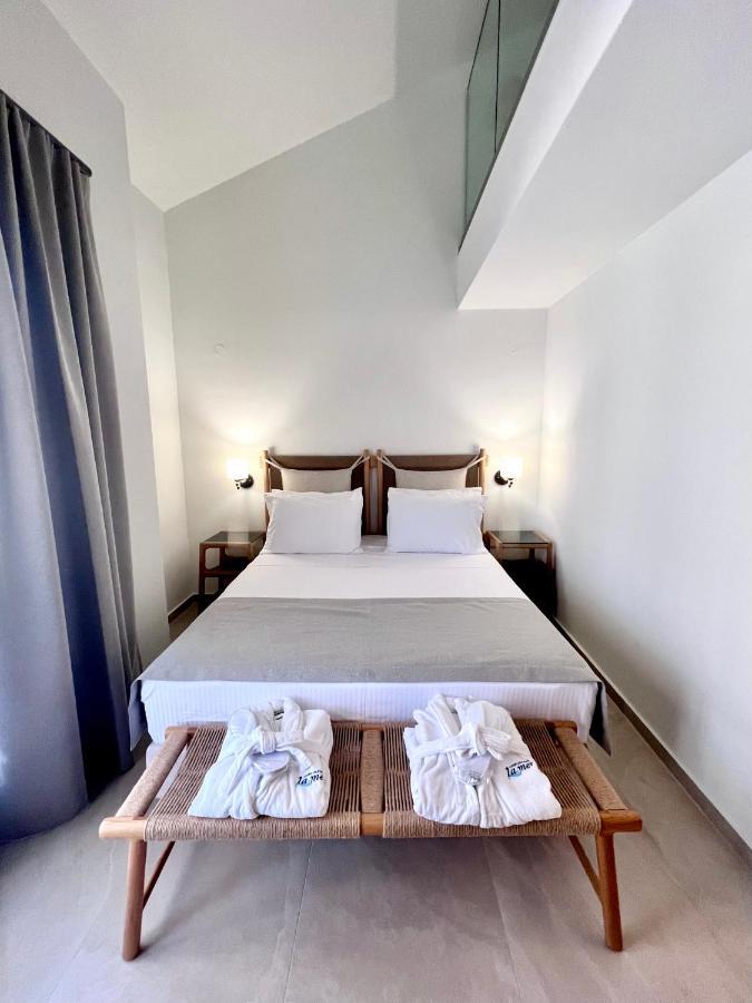 La Mer Luxury Apartments 伊里斯斯 外观 照片