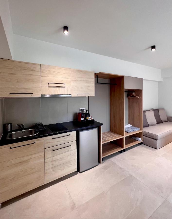 La Mer Luxury Apartments 伊里斯斯 外观 照片