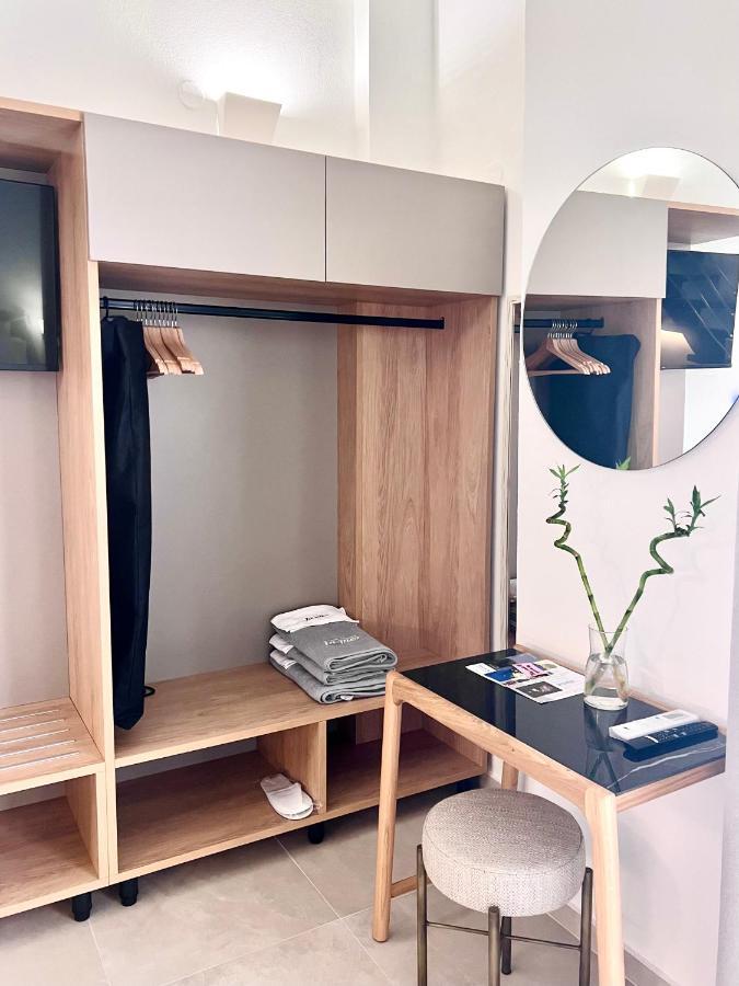 La Mer Luxury Apartments 伊里斯斯 外观 照片