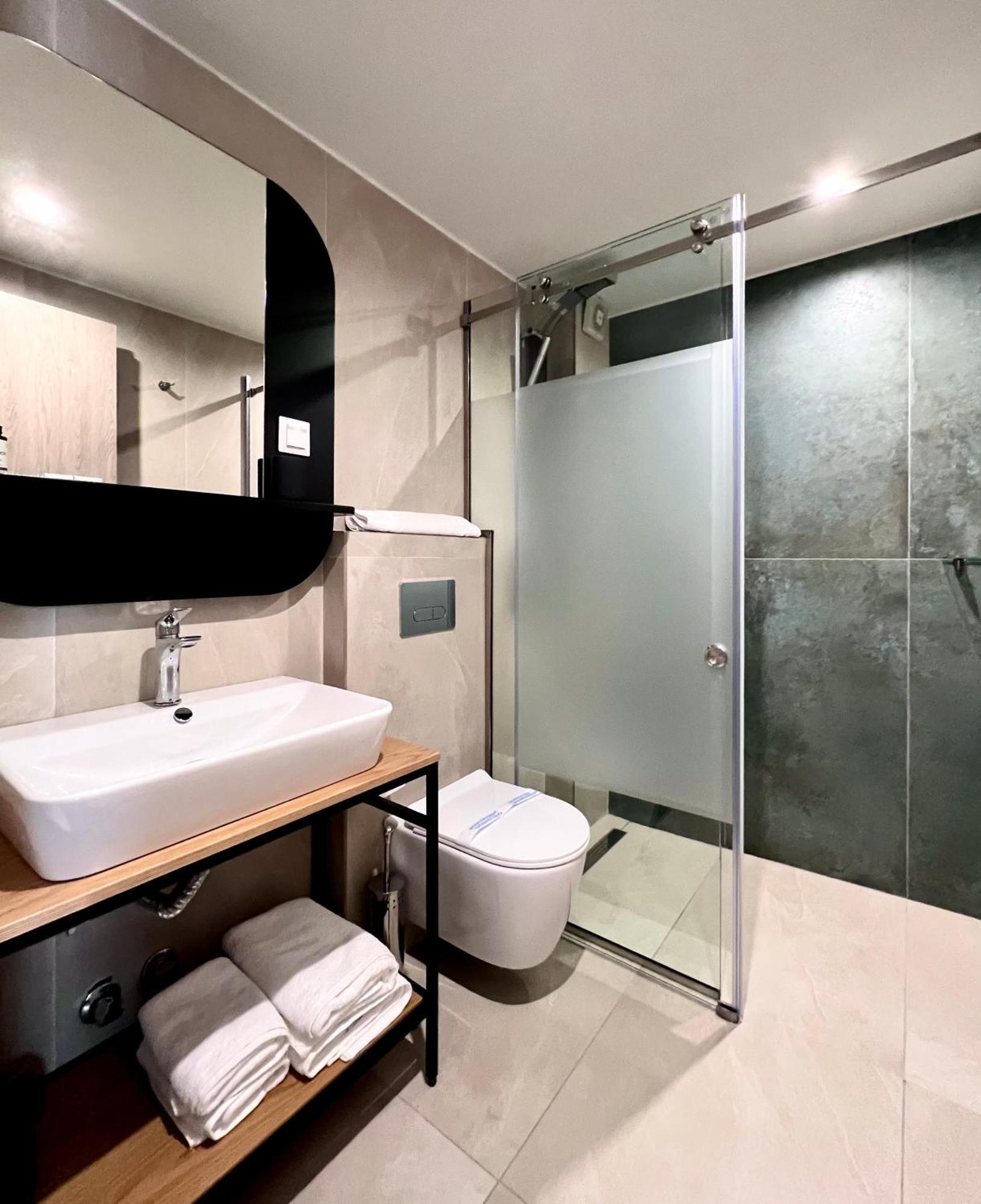 La Mer Luxury Apartments 伊里斯斯 外观 照片
