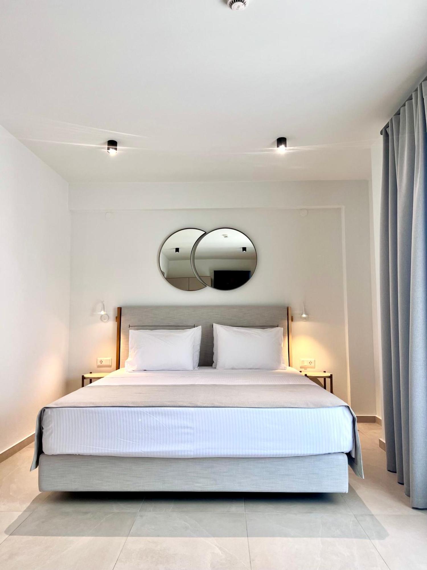La Mer Luxury Apartments 伊里斯斯 外观 照片